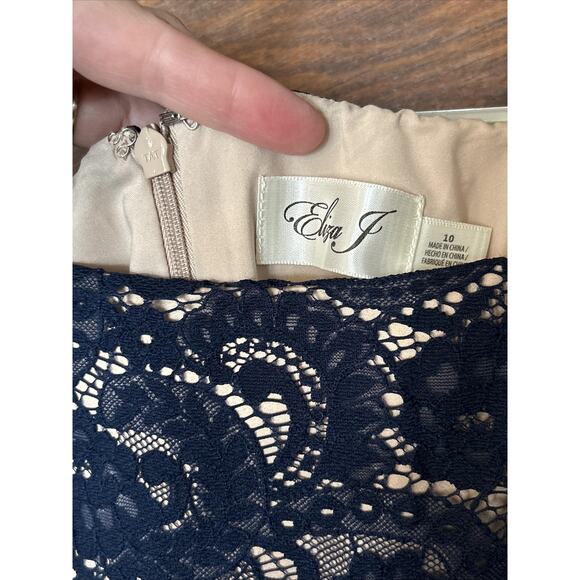 NWT Eliza J Navy Blue Floral Lace Nude Lined Off Shoulder Dress Sz 10 Fit Flare - Picture 6 of 10